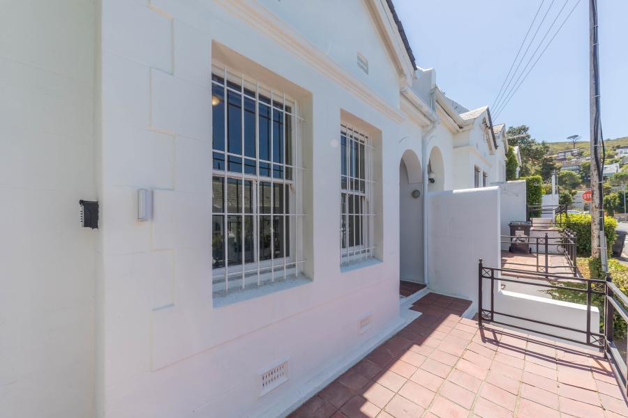 To Let 2 Bedroom Property for Rent in Tamboerskloof Western Cape